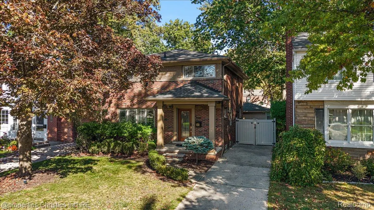 1870 Prestwick Road, Grosse Pointe Woods, MI 48236 - #1