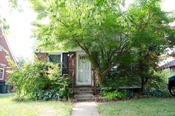 1833 Mayburn Street, Dearborn, MI 48128