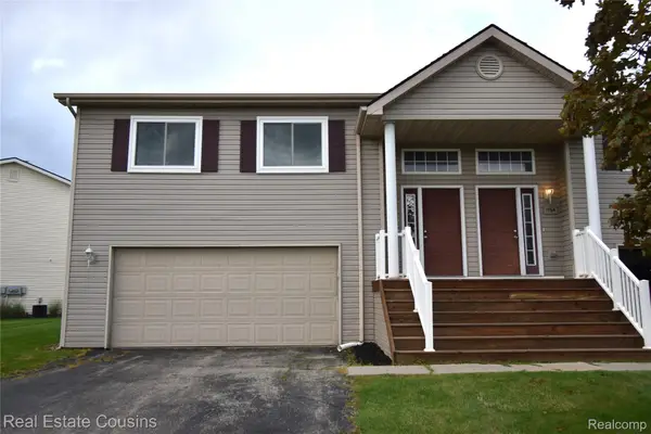 1166 Parklane Circle, GrandBlanc, MI 48439