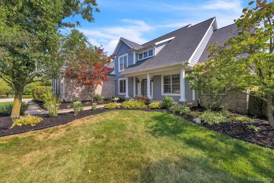 50145 Tottenham Court, Canton, MI 48187 - #2