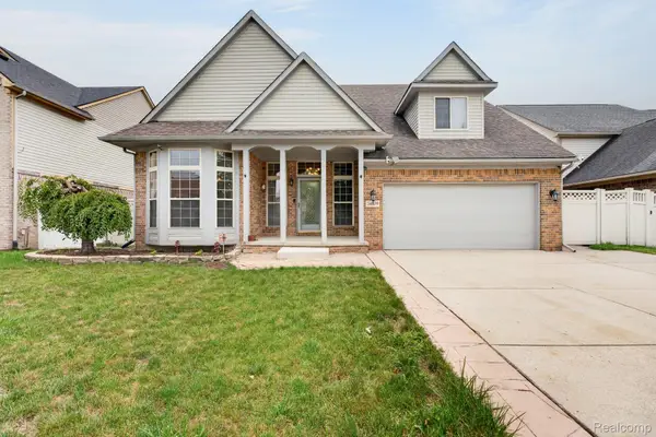 24879 Emily Drive, Brownstown, MI 48183