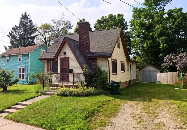 1520 E Oakland Avenue, Lansing, MI 48906