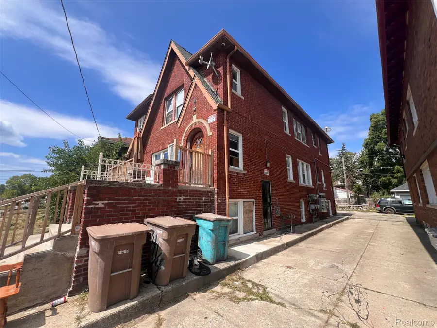 74 Newberry Street, Pontiac, MI 48341 - #2