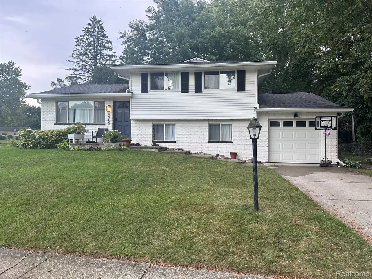 4580 Chadsworth Street, Commerce Township, MI 48382 - #1