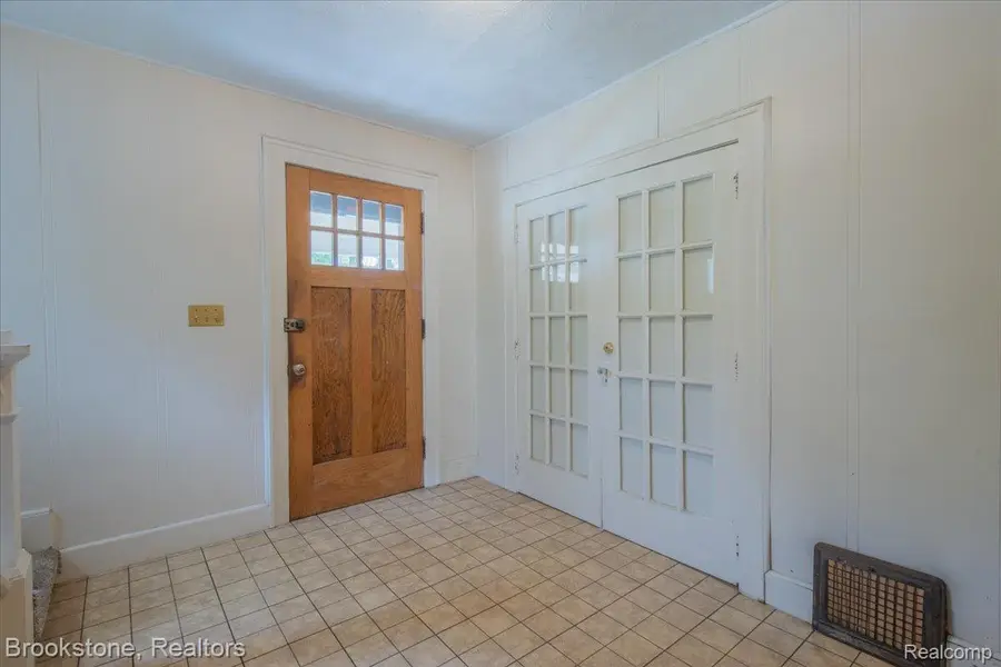 511 Woodcrest Drive, Royal Oak, MI 48067 - #2