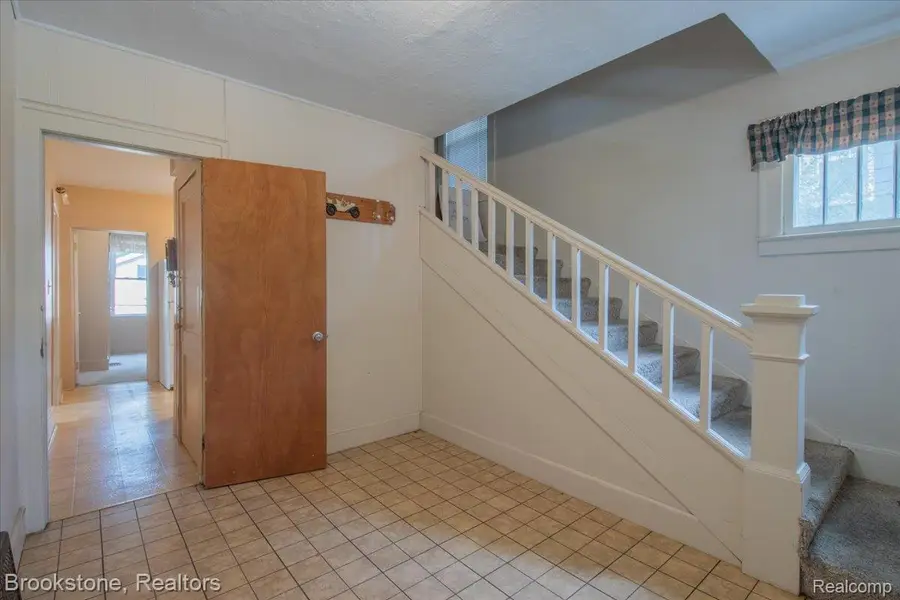 511 Woodcrest Drive, Royal Oak, MI 48067 - #3