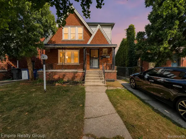 8544 Cloverlawn Street, Detroit, MI 48204