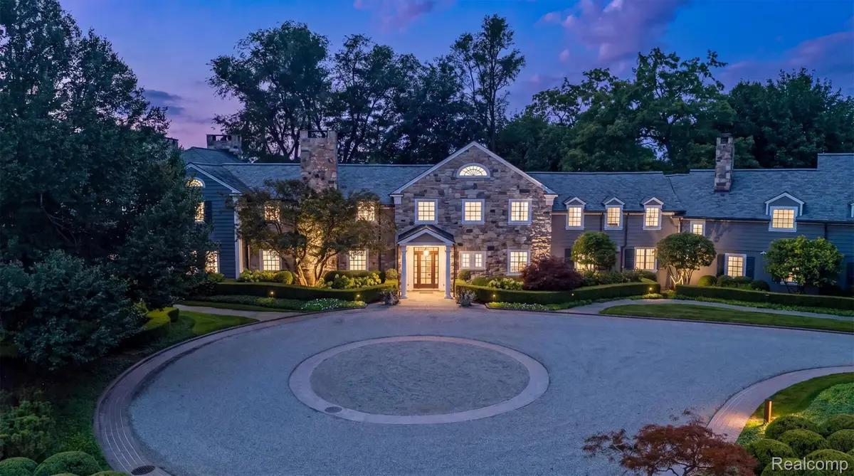 2600 Turtle Lake Drive, Bloomfield, MI 48302 - #1