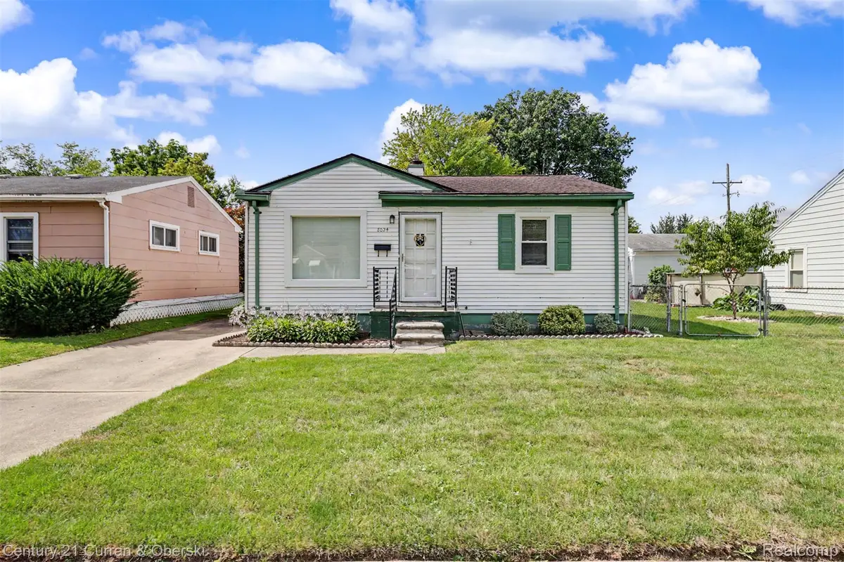 8024 Oak Street, Taylor, MI 48180 - #1