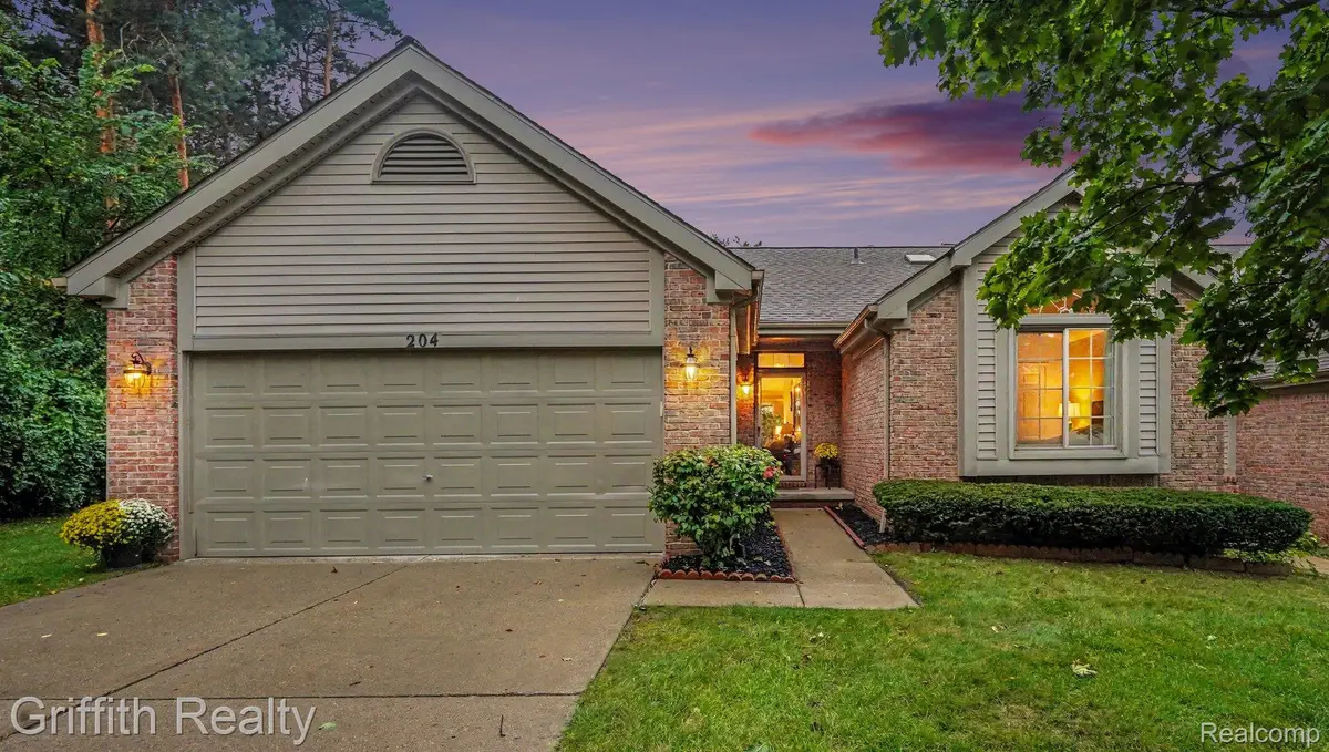 204 Texknoll Court, Brighton, MI 48116 - #1