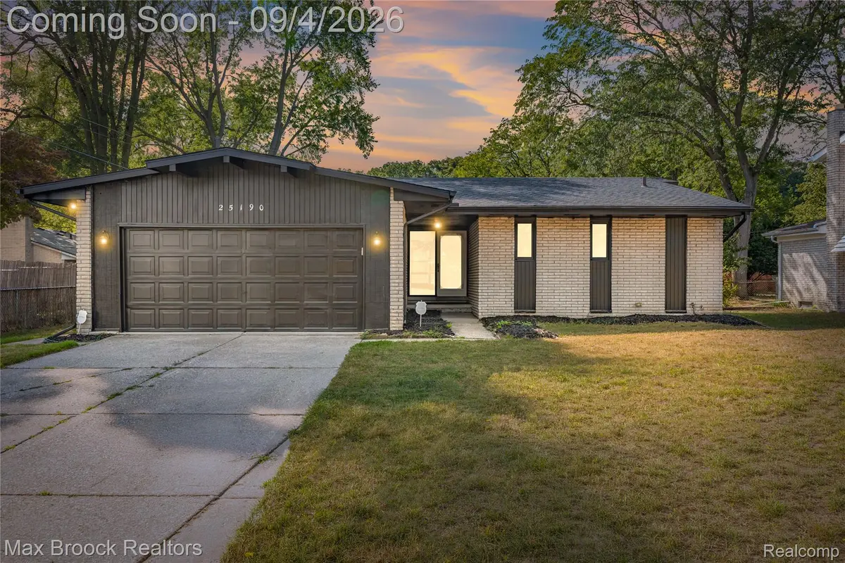25190 Thorndyke Street, Southfield, MI 48033 - #1