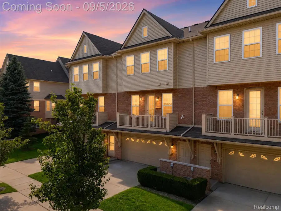 56685 Long Island Drive, Shelby, MI 48316 - #3