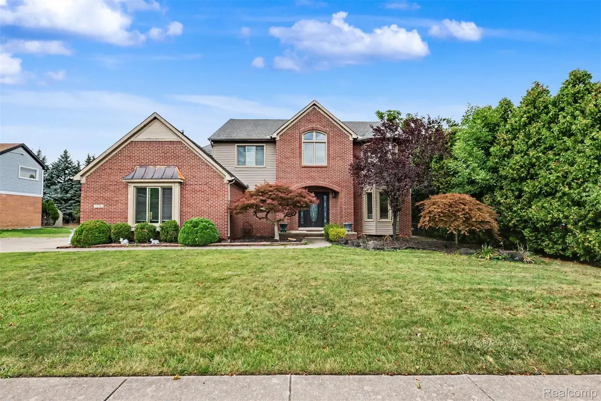 214 Robert Court, Canton, MI 48188 - #1