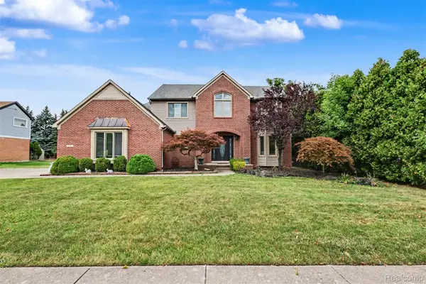 214 Robert Court, Canton, MI 48188