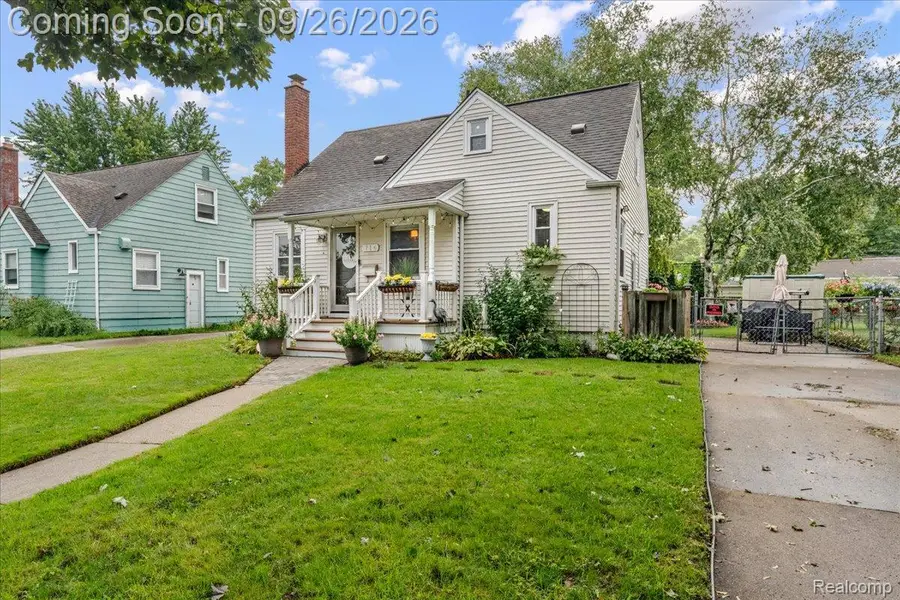 716 Flowerdale Street, Ferndale, MI 48220 - #3