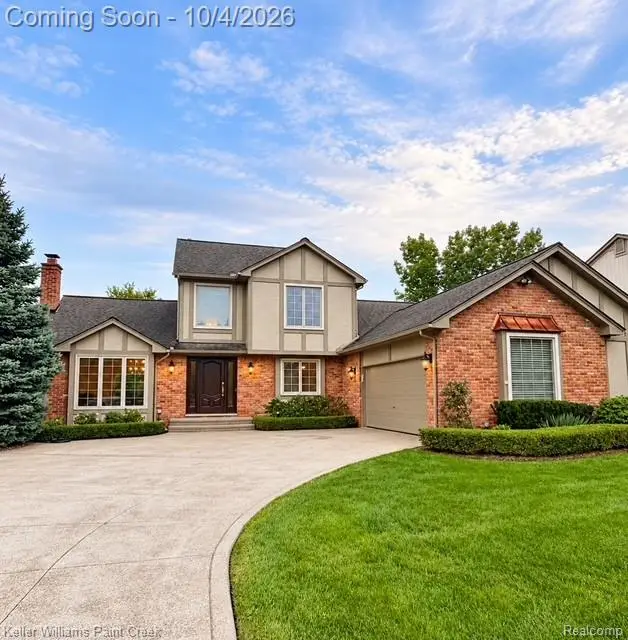 1066 Grandview Drive, Rochester Hills, MI 48306 - #1