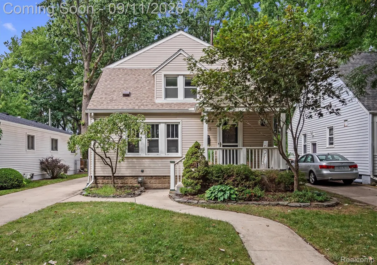 915 E 6th Street, Royal Oak, MI 48067 - #1