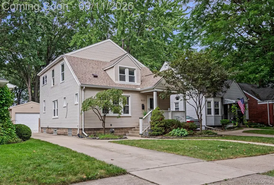 915 E 6th Street, Royal Oak, MI 48067 - #2