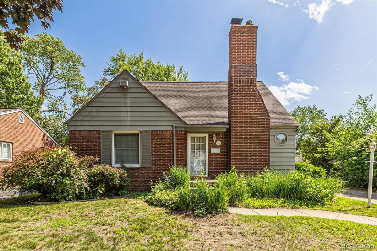 2204 Kalama Avenue, Royal Oak, MI 48067 - #1