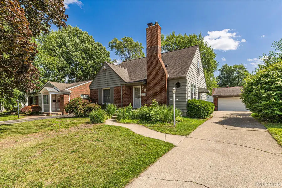2204 Kalama Avenue, Royal Oak, MI 48067 - #3