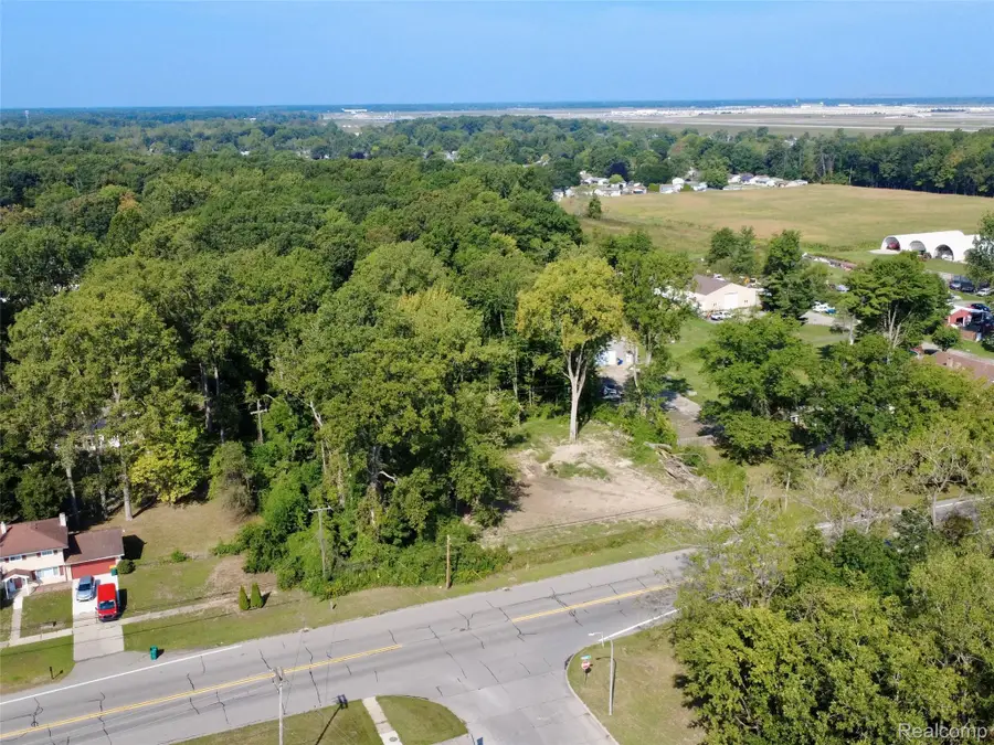 16068 Middlebelt Road, Romulus, MI 48174 - #2