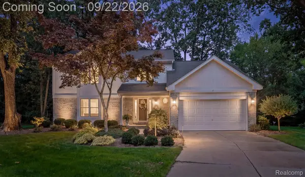 3188 Park Forest Drive, WestBloomfield, MI 48324