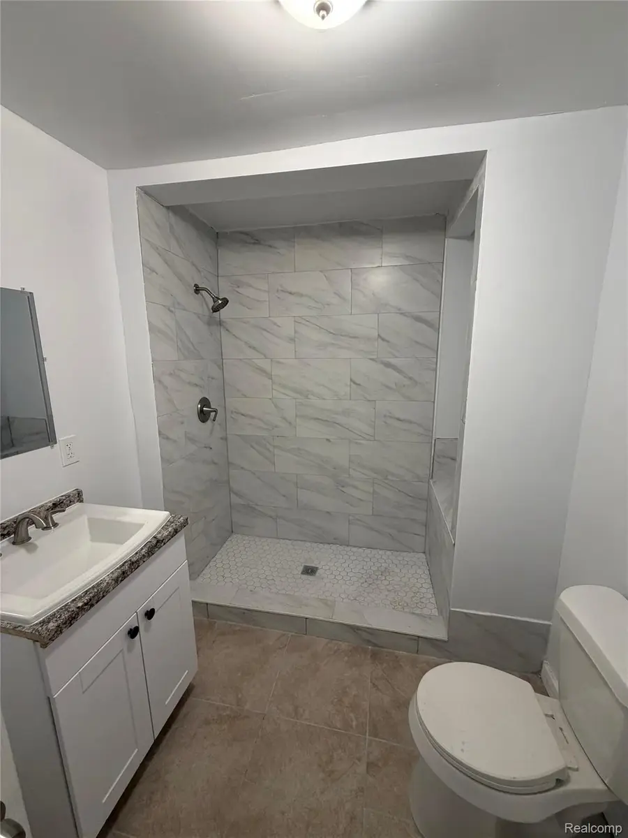 19294 Houghton Street, Detroit, MI 48219 - #2
