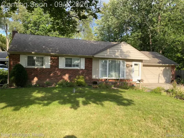 2032 Kingswood Drive, Flint, MI 48507