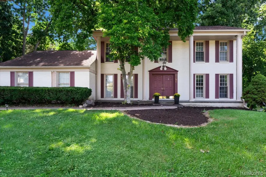 2196 Willow Leaf Drive, Rochester Hills, MI 48309 - #2
