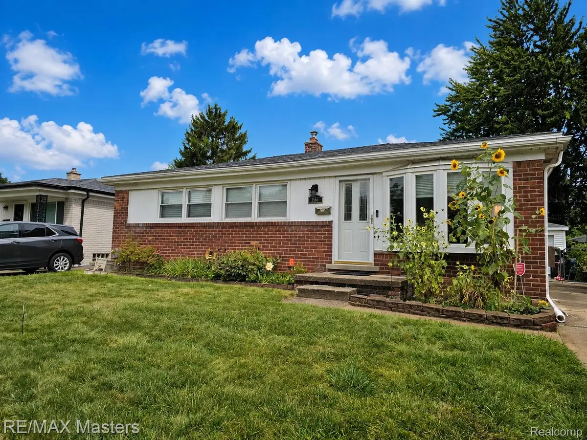1566 Leslie Street, Westland, MI 48186 - #1
