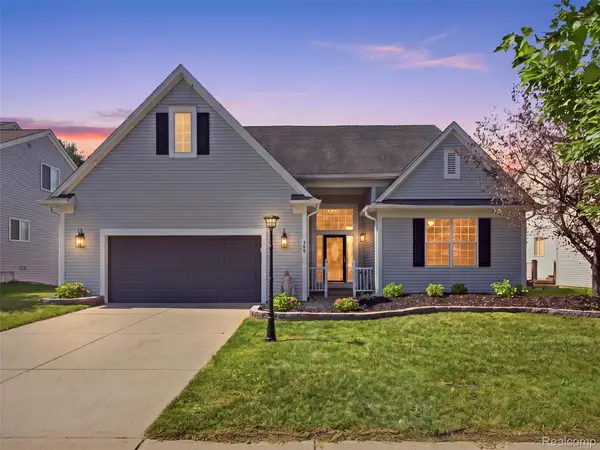900 Cross Street, Oxford, MI 48371