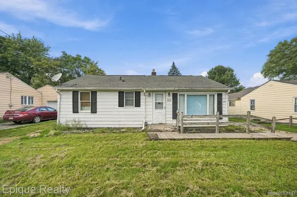 4033 Risedorph Street, Burton, MI 48509
