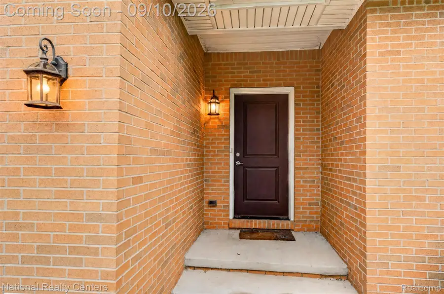 8756 Barrington Drive, Ypsilanti, MI 48198 - #2