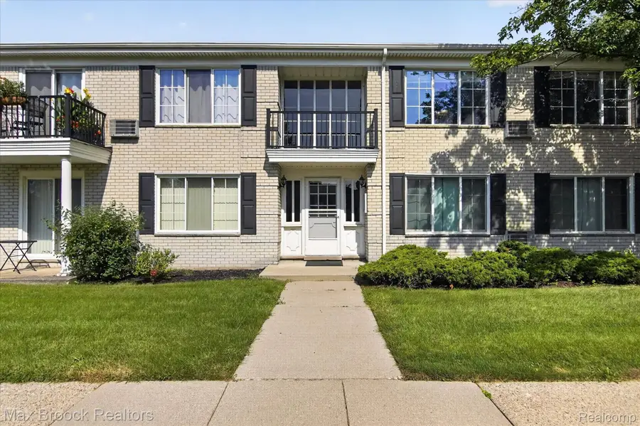 100 W Hickory Grove Road #C6, Bloomfield, MI 48304 - #3