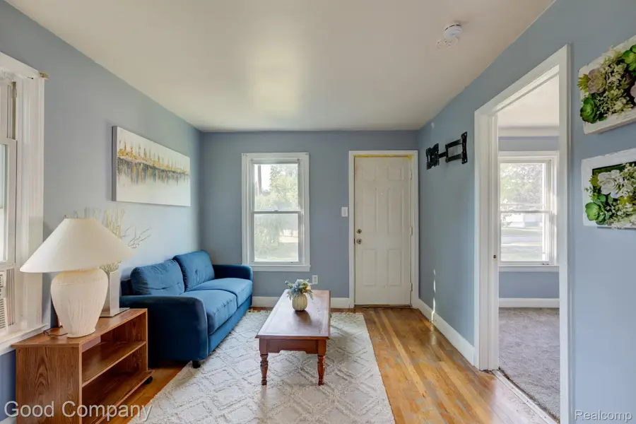 7239 Stephens Road, Center Line, MI 48015 - #3