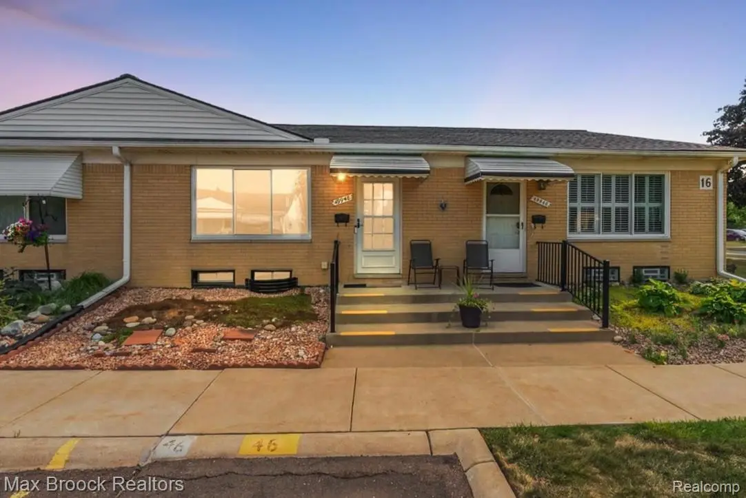 49948 Helfer, Wixom, MI 48393 - #1