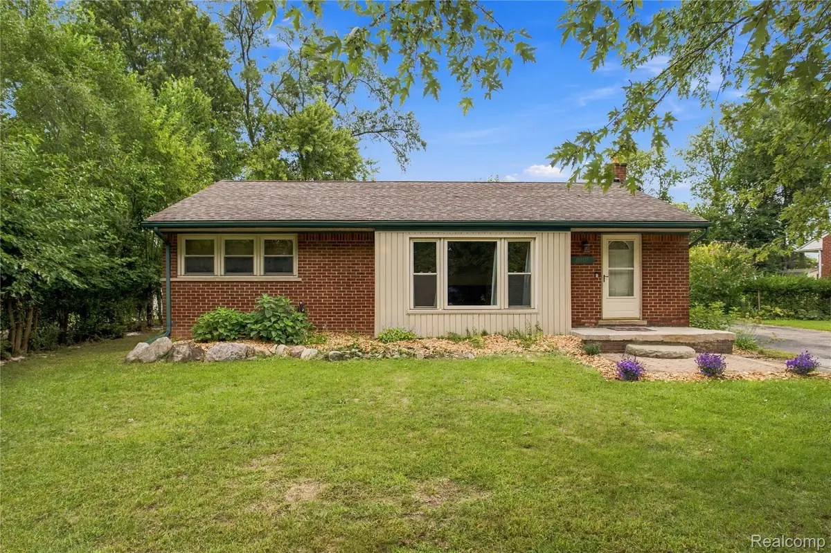 19200 Flamingo Boulevard, Livonia, MI 48152 - #1