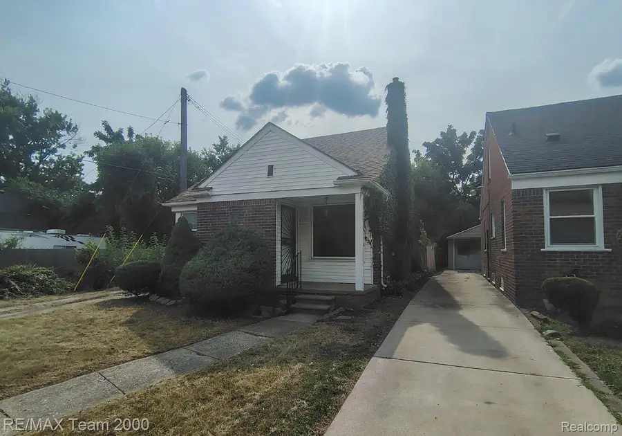 9527 Mettetal Street, Detroit, MI 48227 - #2