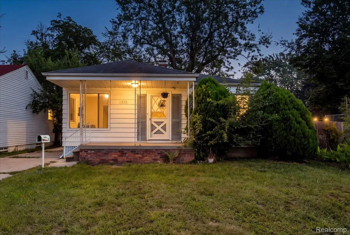 1215 Center Street, Inkster, MI 48141 - #1