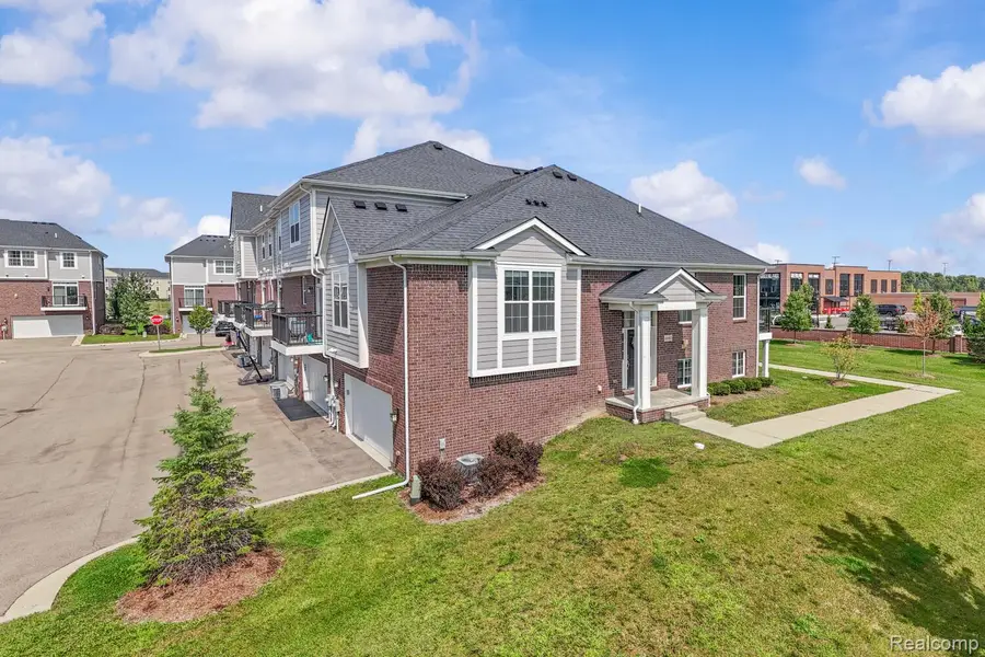 49503 Lantern Way #42, Canton, MI 48188 - #3