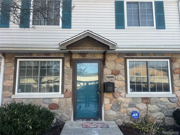 16609 Terrace Village Drive #117, Taylor, MI 48180