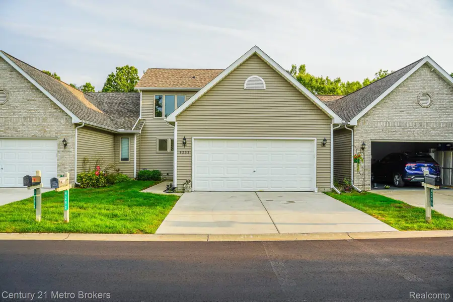 9292 Emily Drive, Davison, MI 48423 - #2