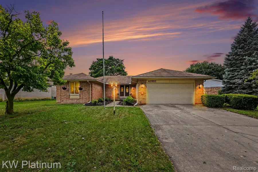 43957 Southampton Drive, Canton, MI 48187 - #2