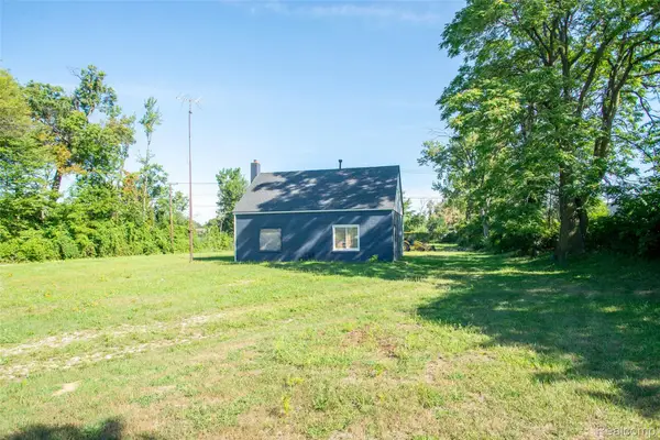 24078 Brest, Taylor, MI 48180