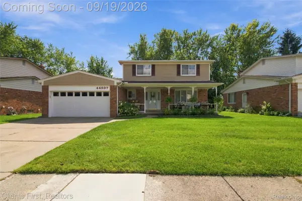 44597 Westminister Way, Canton, MI 48187