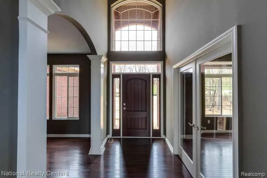 925 Guenevere Drive, Oxford, MI 48371 - #2