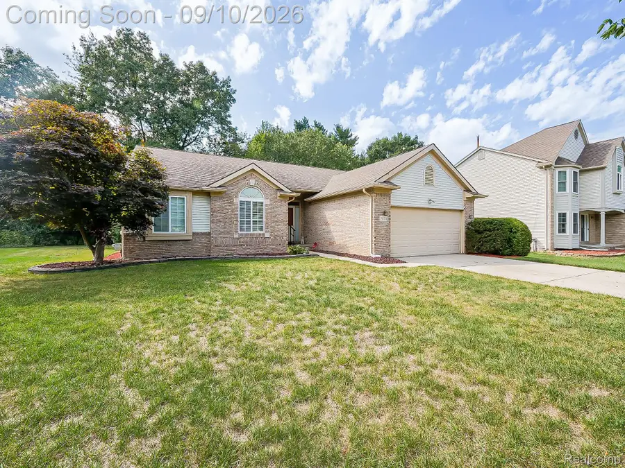 2030 Orchard Court, West Bloomfield, MI 48324 - #3