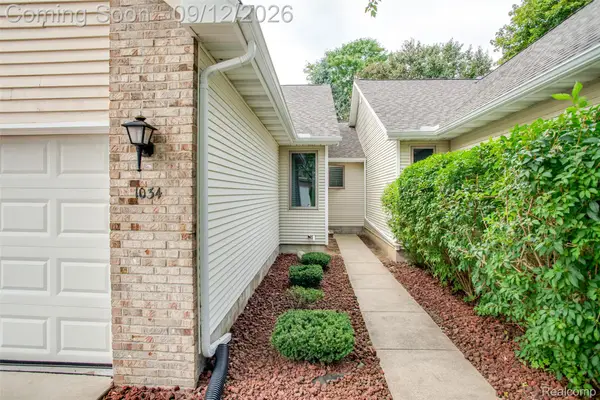 1034 Toni Drive, Davison, MI 48423