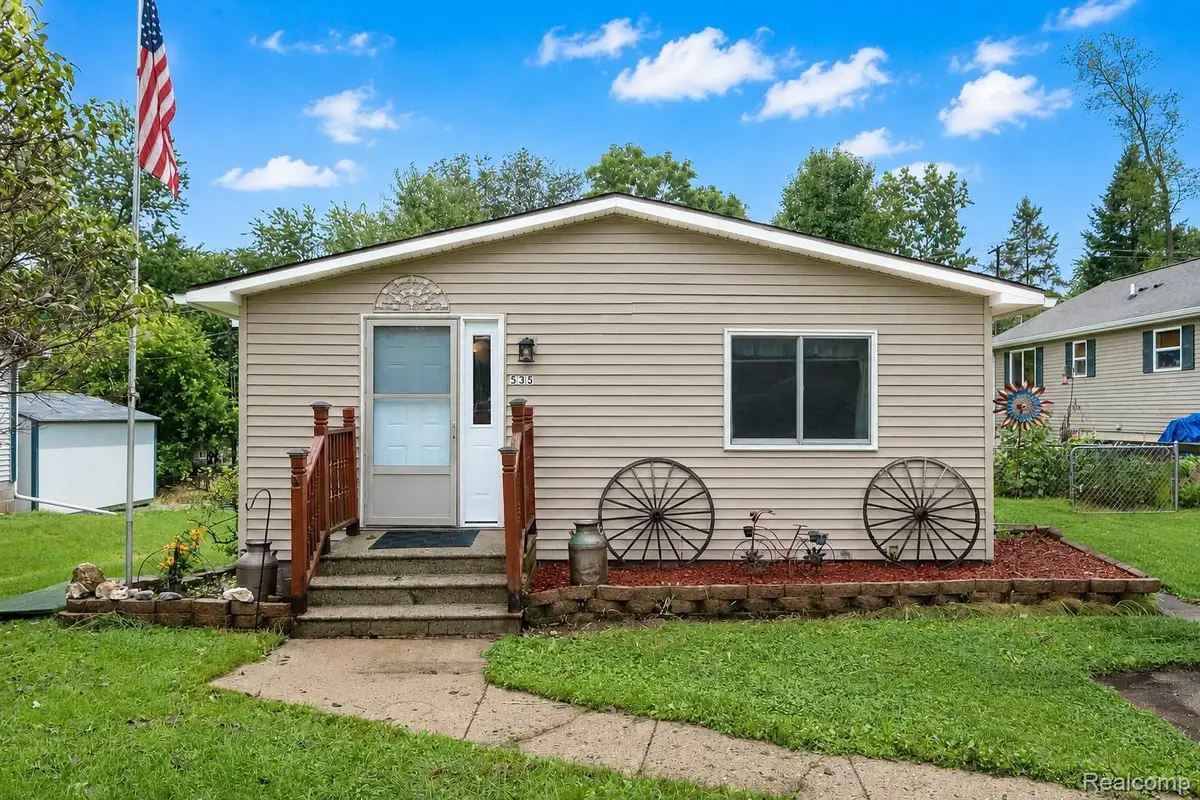 535 Snyder Road, Highland, MI 48357 - #1