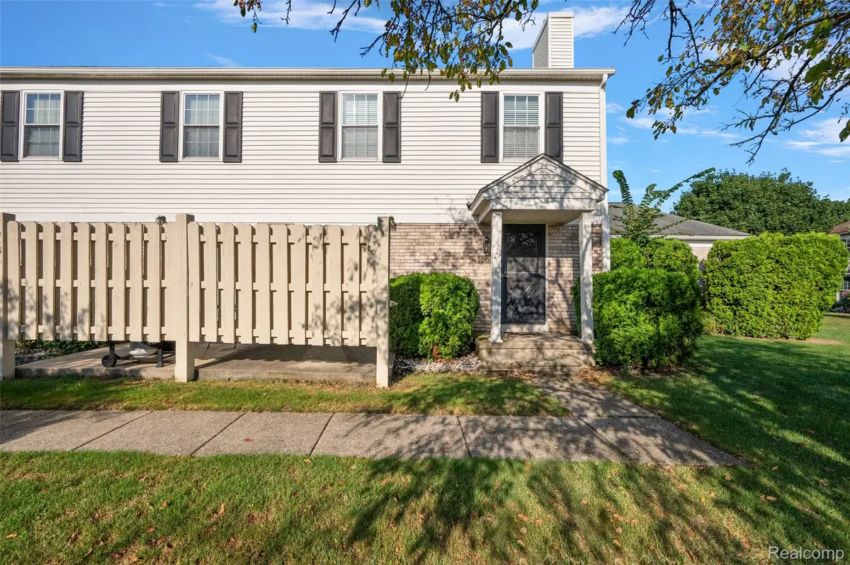 44555 N Bunker Hill Drive, Clinton, MI 48038 - #1